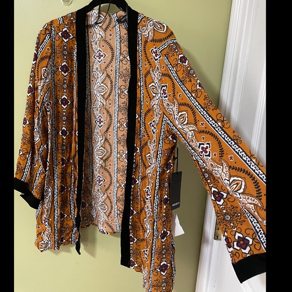 Forever 21 sweater - Picture 3 of 3